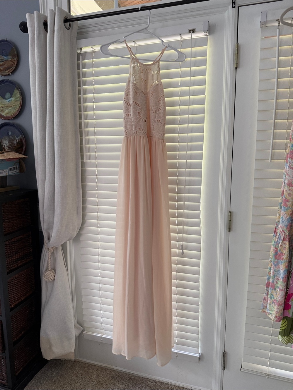 Source Unknown Pale Pink Crochet Bodice Chiffon Maxi Dress